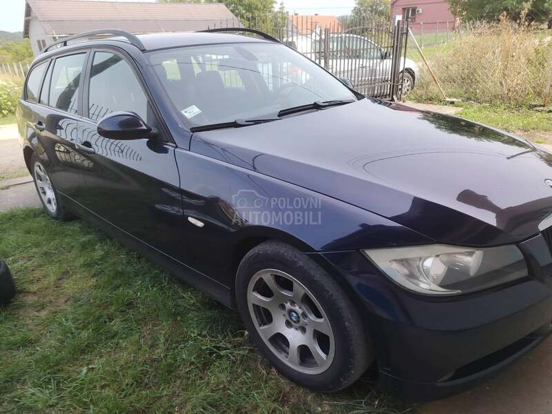 BMW 318 