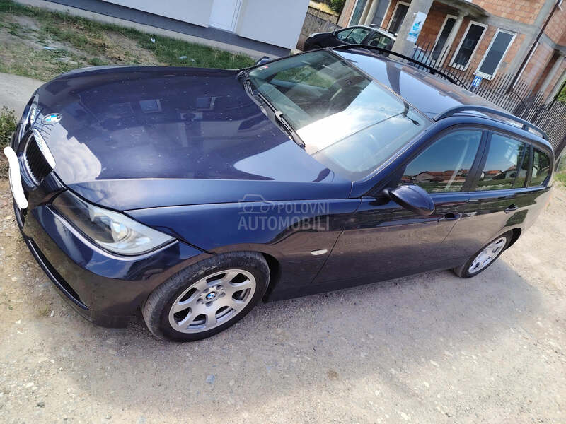 BMW 318 