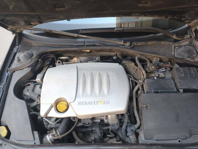 Renault Laguna 