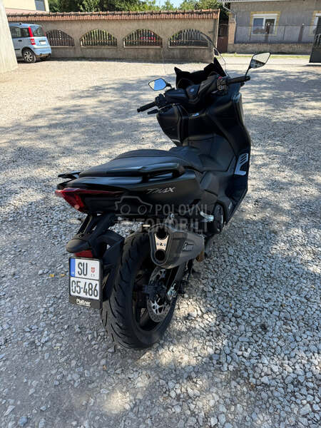 Yamaha T Max 560