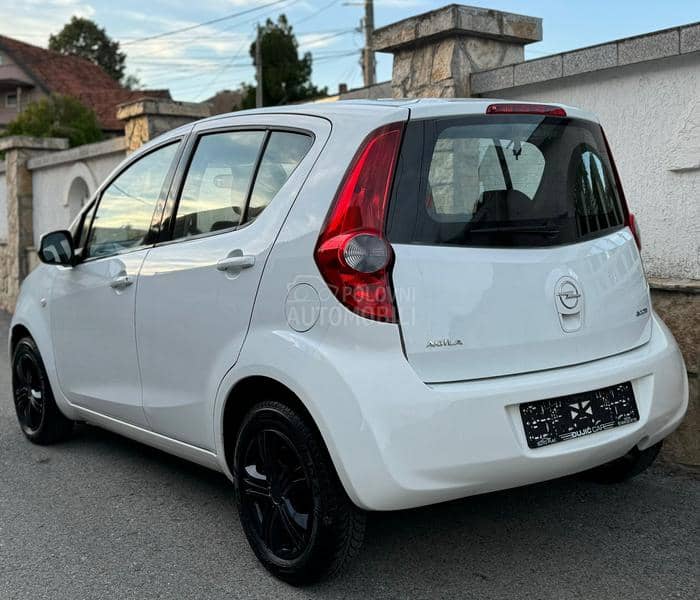 Opel Agila 1.0 B