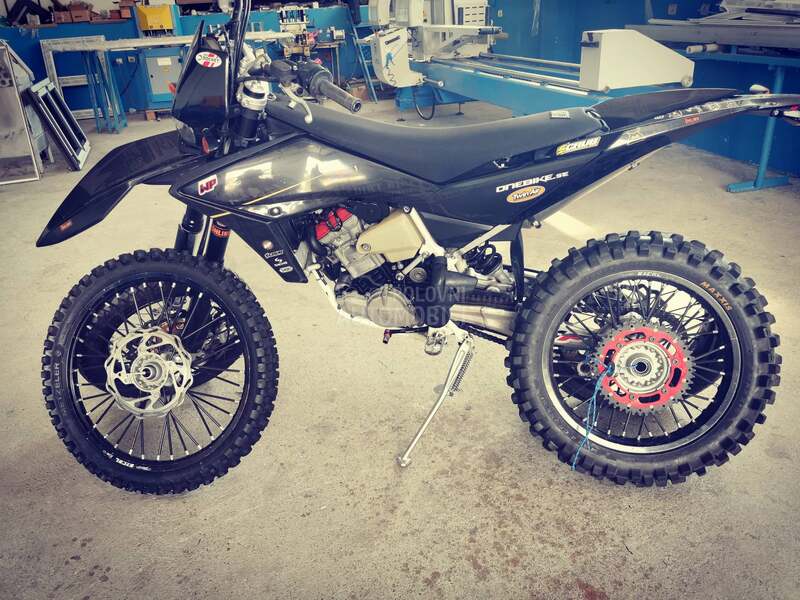 Husqvarna te449
