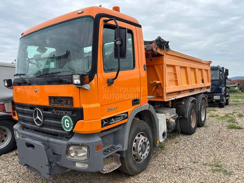 Mercedes Benz 2641