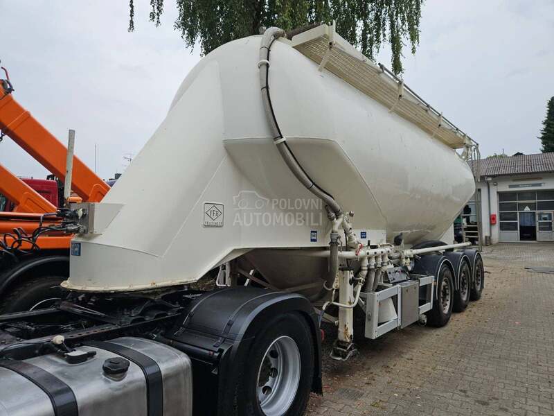 Feldbinder Cisterna cementa i kamion