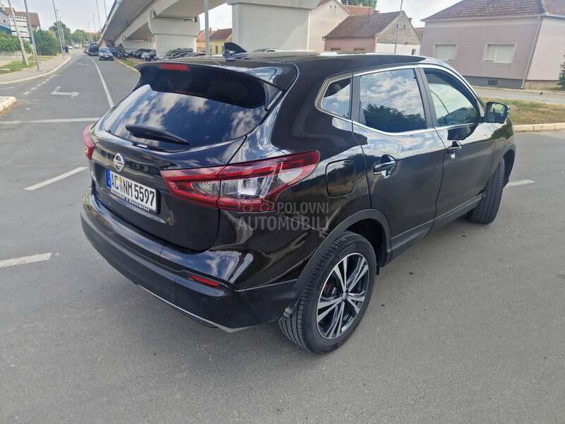 Nissan Qashqai 1.3 TEKNA