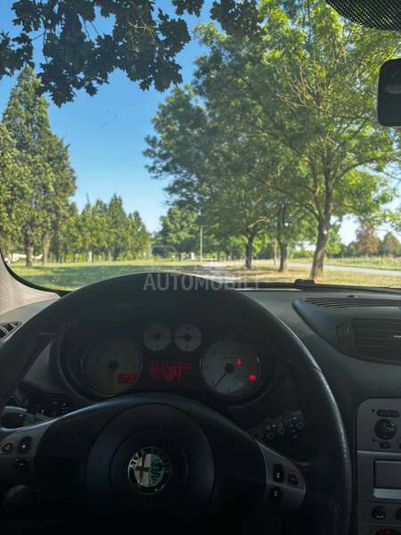 Alfa Romeo 147 jtdm