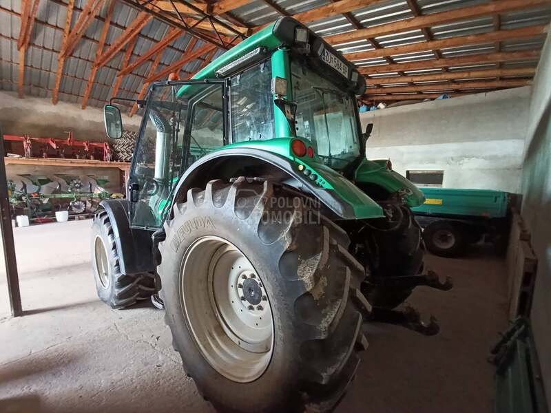 Valtra N142