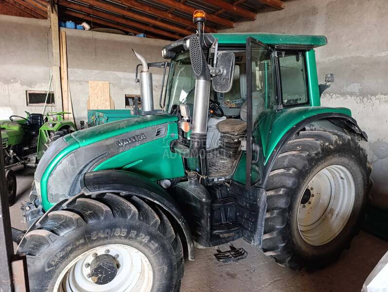 Valtra N142