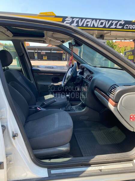 Peugeot 406 2.0 HDI