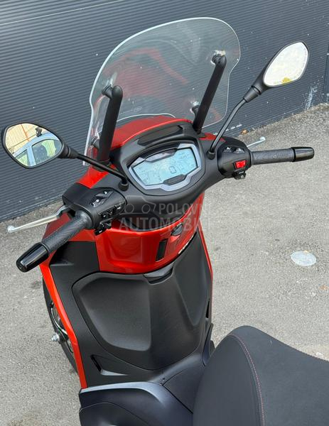 Piaggio Beverly 400 HPE