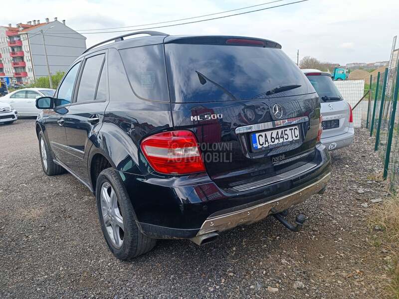 Mercedes Benz ML 500 