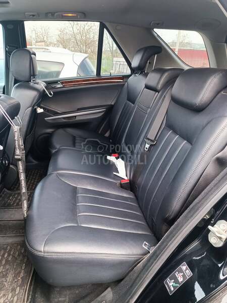 Mercedes Benz ML 500 