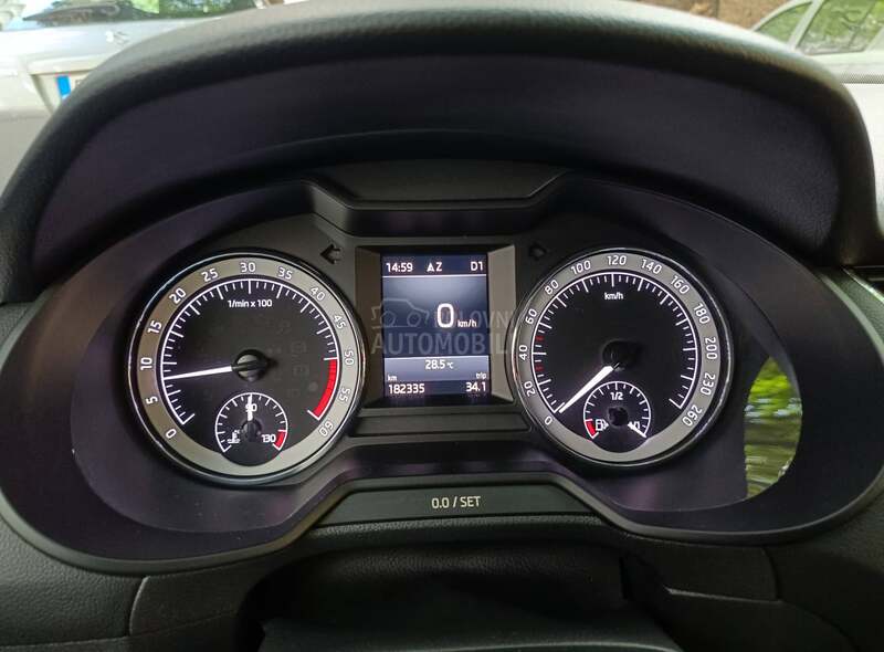 Škoda Octavia bisniss plus dsg