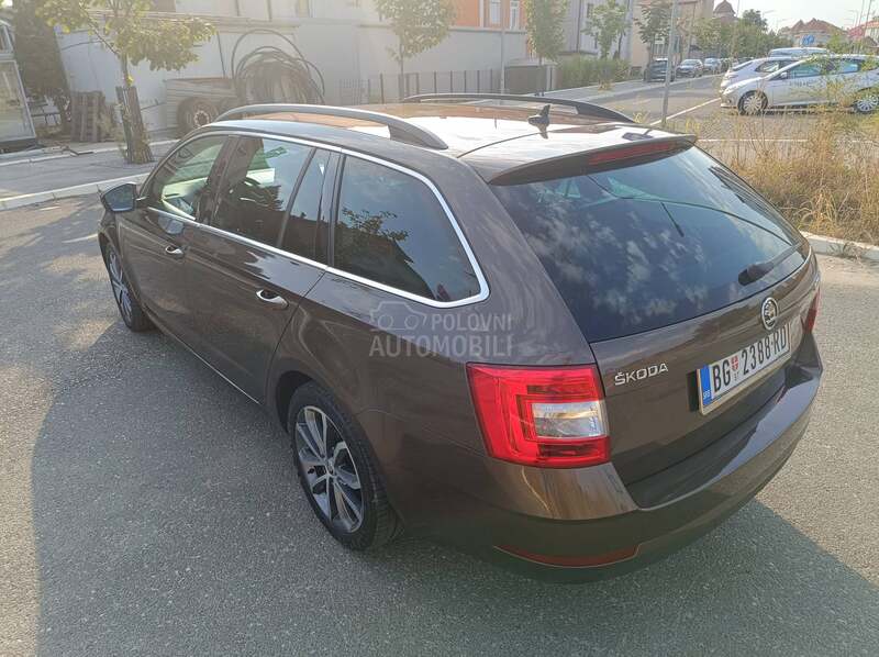 Škoda Octavia bisniss plus dsg