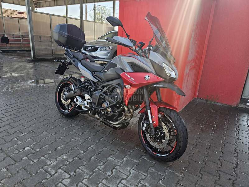 Yamaha Tracer 900