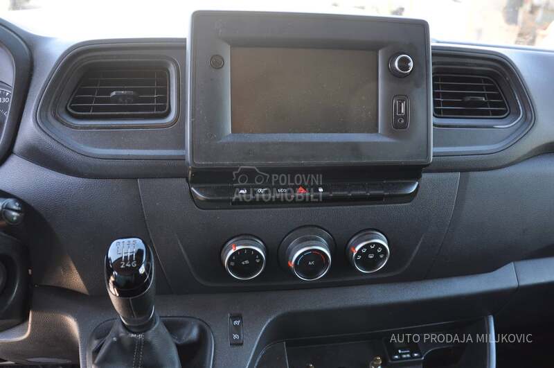 Renault Maxity 5M ROLO  CERADA kao NOV