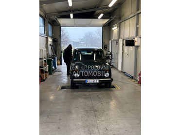 Lada Niva 