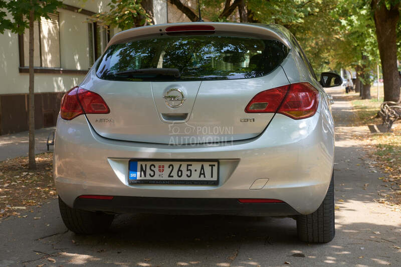Opel Astra J 1.7 dti