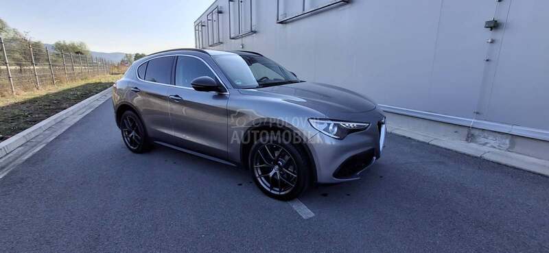 Alfa Romeo Stelvio 2.0 Q4