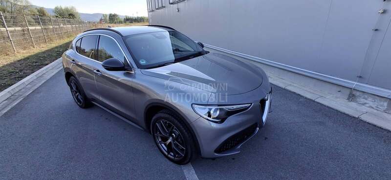 Alfa Romeo Stelvio 2.0 Q4