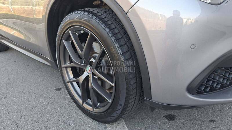 Alfa Romeo Stelvio 2.0 Q4
