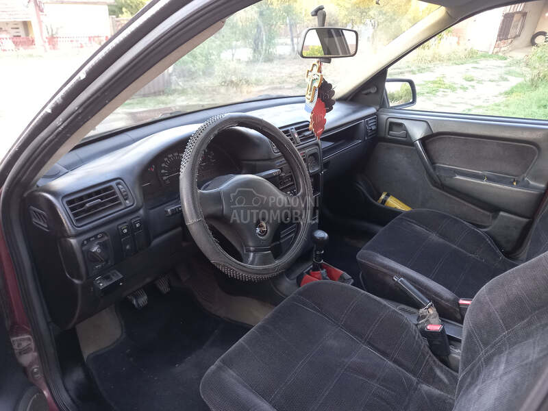 Opel Vectra A 1.4