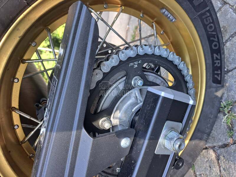 Suzuki V Strom 650 XT