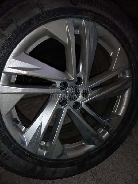 Continental 285/45 R20 Zimska