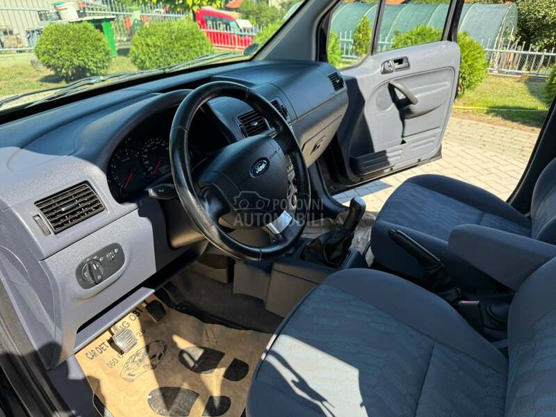 Ford Tourneo Connect 