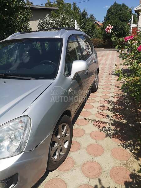 Kia Carens 2,0 CRDi