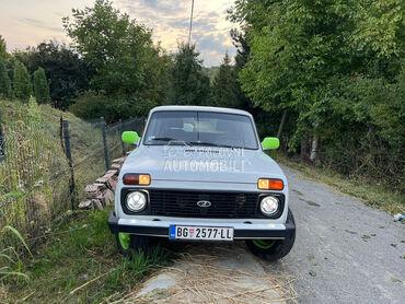 Lada Niva 1.7