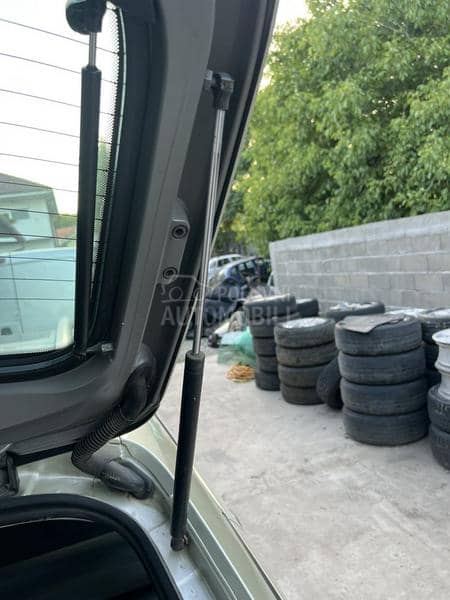 Amortizeri gepeka karavan