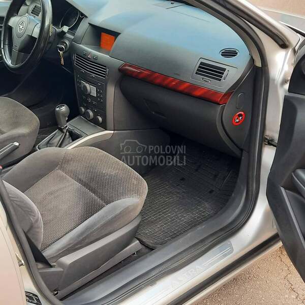 Opel Astra H 1.4 reg.04.2026