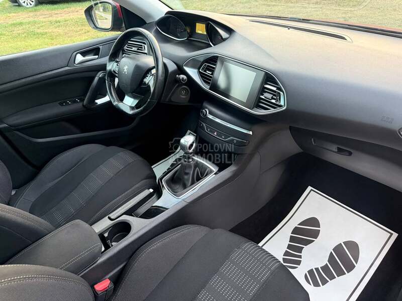 Peugeot 308 1.6e-HDI T.O.P