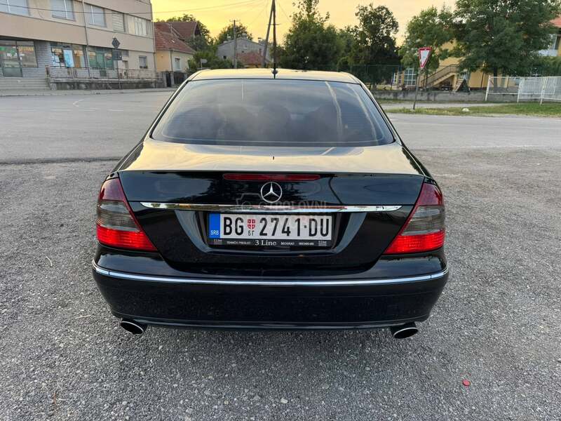 Mercedes Benz E 320 4 MATIC
