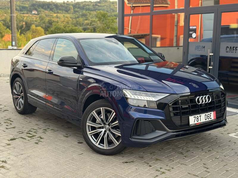 Audi Q8 SLINE/AIR/PANO/360