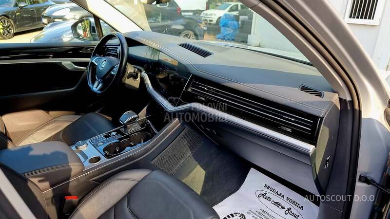 Volkswagen Touareg 3.0 TDI 4Motion