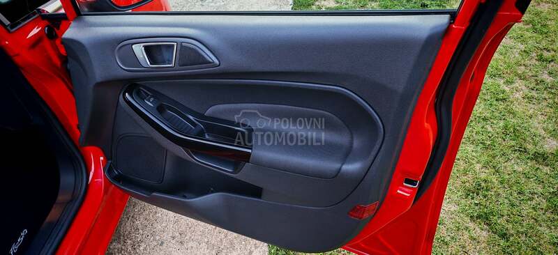 Ford Fiesta 1.0 CH T0P 0pis