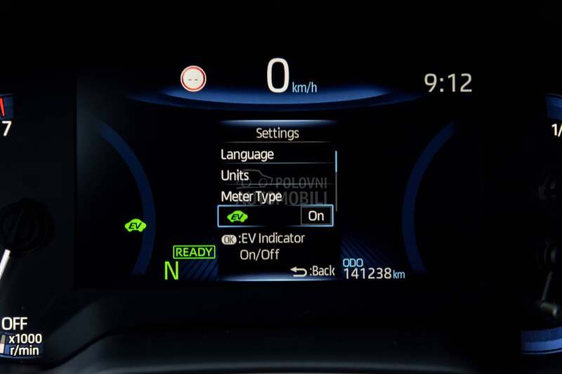 Toyota Corolla HYBRID/LUNA
