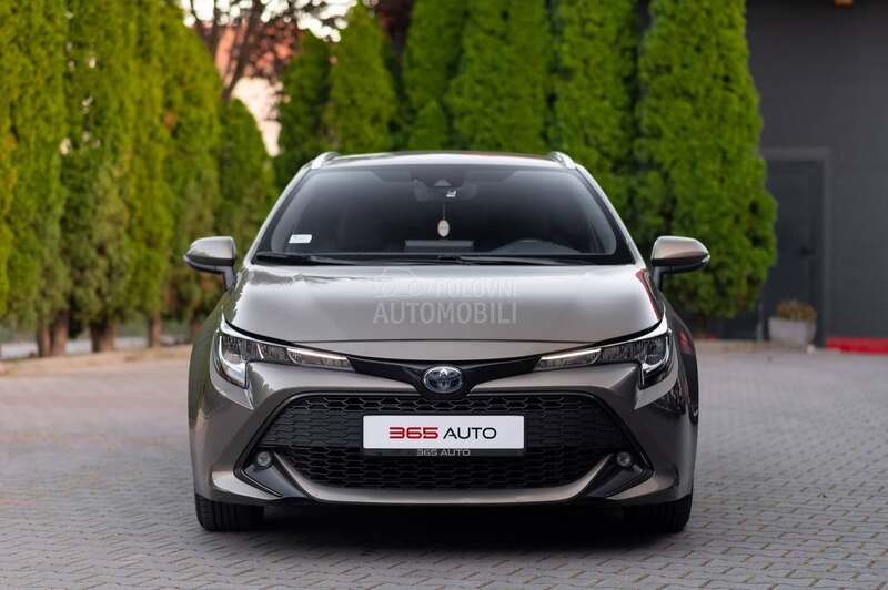 Toyota Corolla HYBRID/LUNA