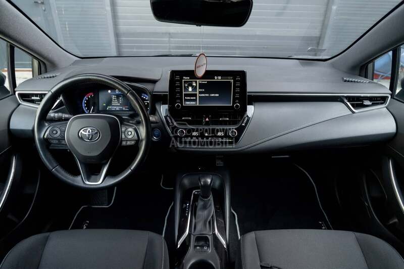 Toyota Corolla HYBRID/LUNA