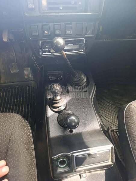 Lada Niva 1.7