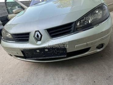 Branik prednji zeleni MV190 za Renault Laguna od 2005. do 2007. god.