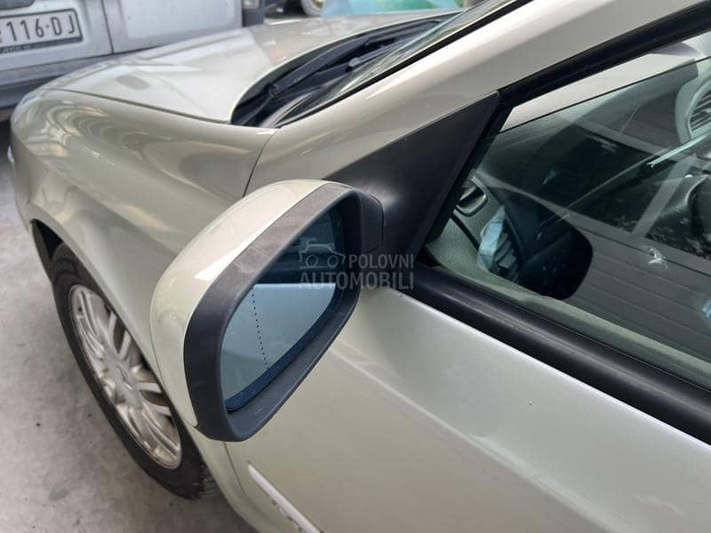 Retrovizor levi zeleni MV190