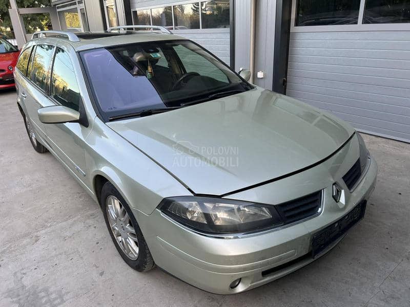 Vrata prednja desna MV190