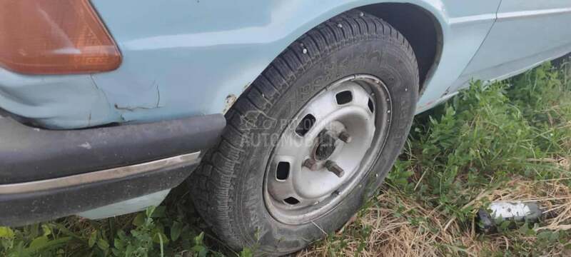 Peugeot 305 1.3