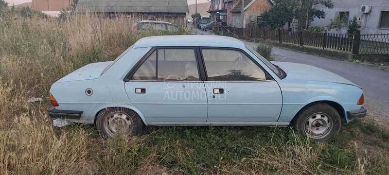 Peugeot 305 1.3