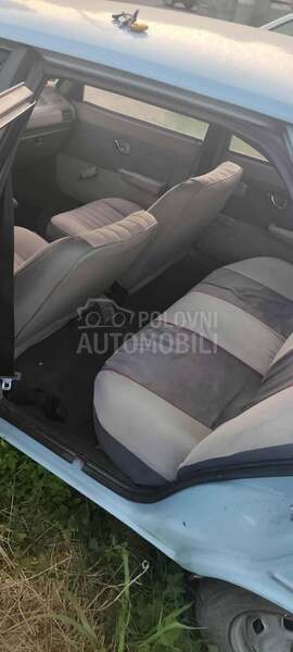Peugeot 305 1.3