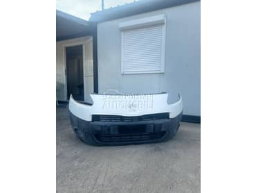 Branik za Peugeot Partner od 2010. do 2014. god.