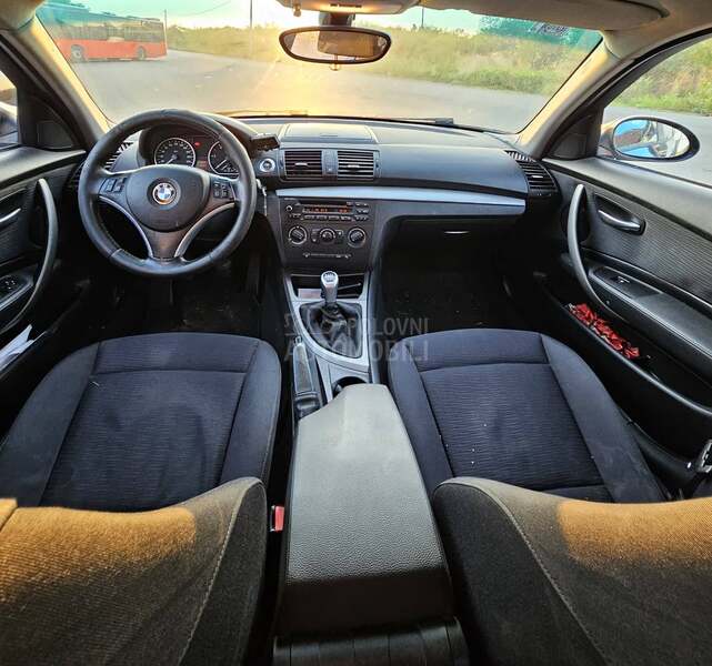 BMW 118 